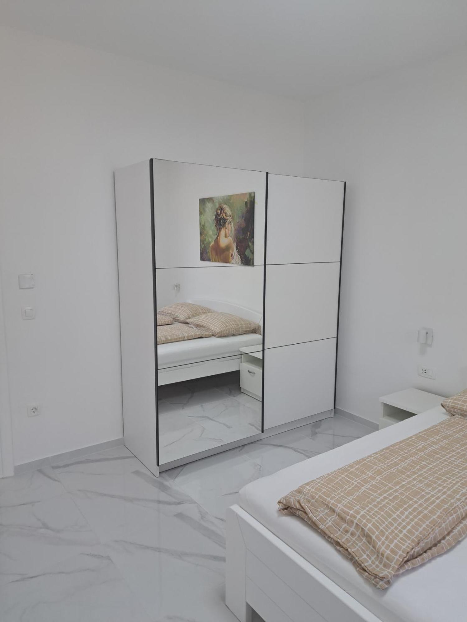 Apartmani Totic 马林斯卡 外观 照片